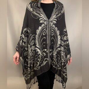 NWOT Poncho of Gray Colors